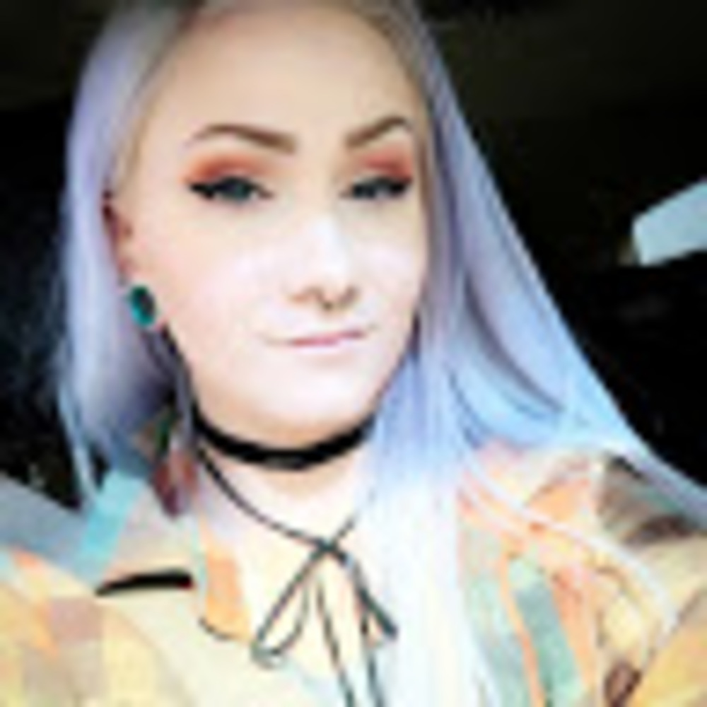 Meet your Posher, Kenzie